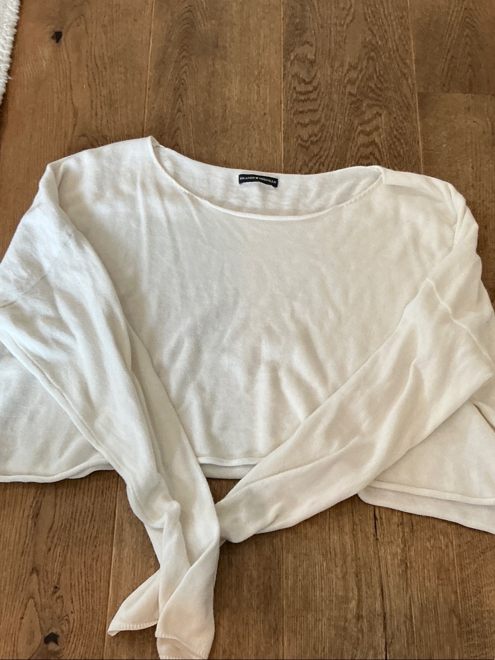 Brandy Melville Off-White Cropped Long-Sleeve Top